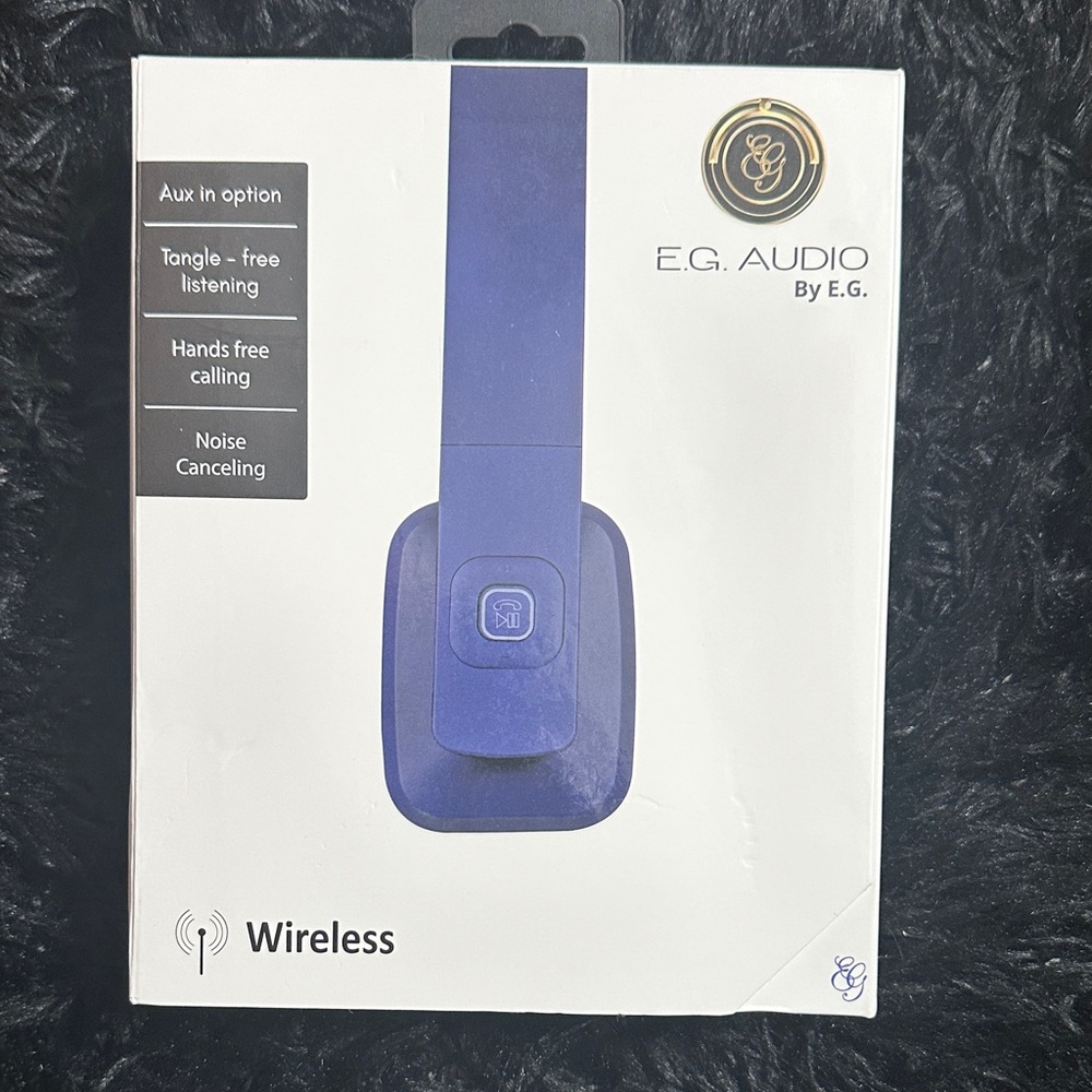 E.G. Audio Blue Wireless Headphones